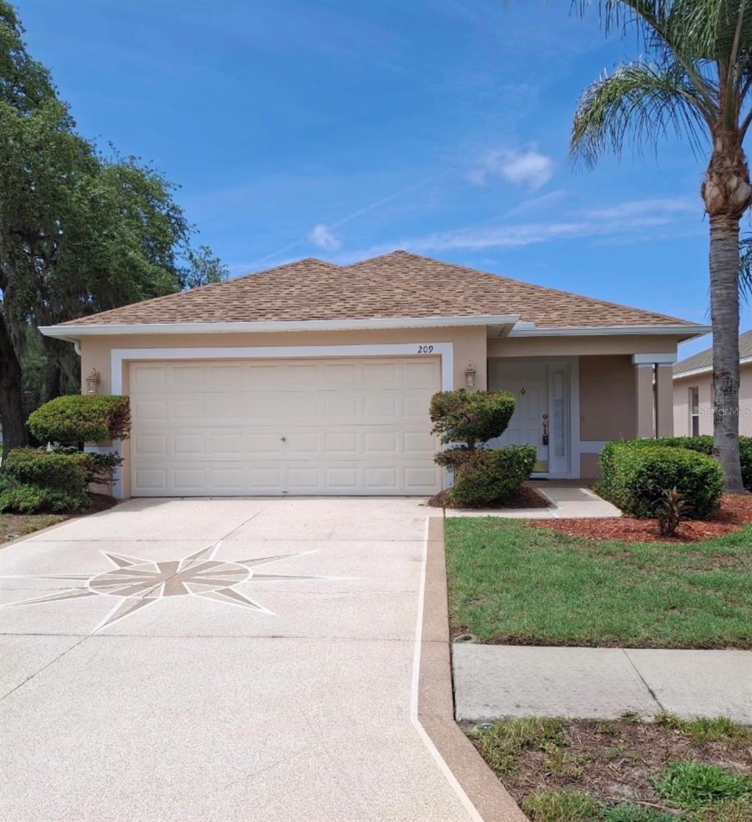 209 Winthrop Drive home for sale in Villages of Avalon
