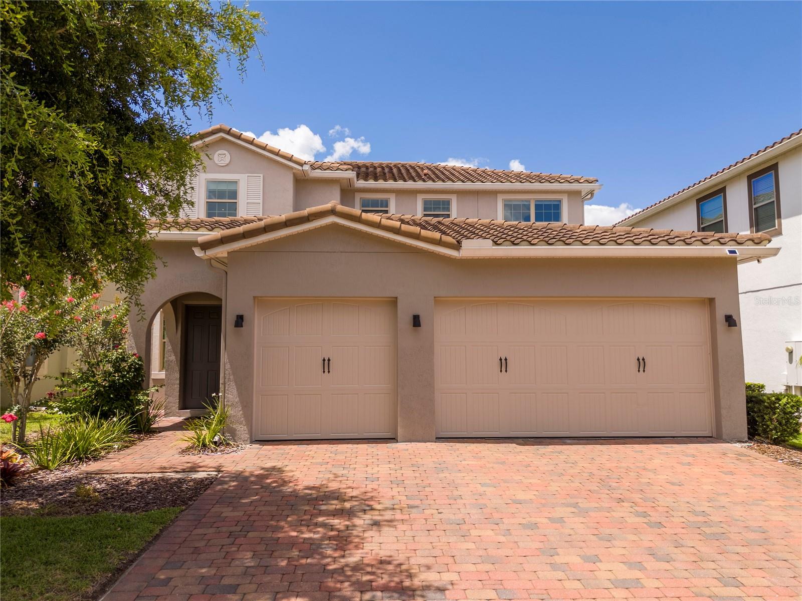 10431 Siddington Drive home for sale in Eagle Creek