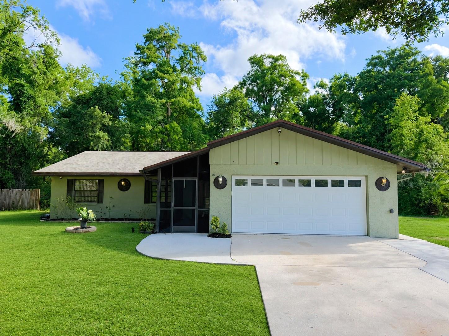 10849 Lakeview Drive home for sale in Golden Acres