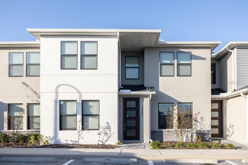 TERRA ESMERALDA TWNHMS in Kissimmee