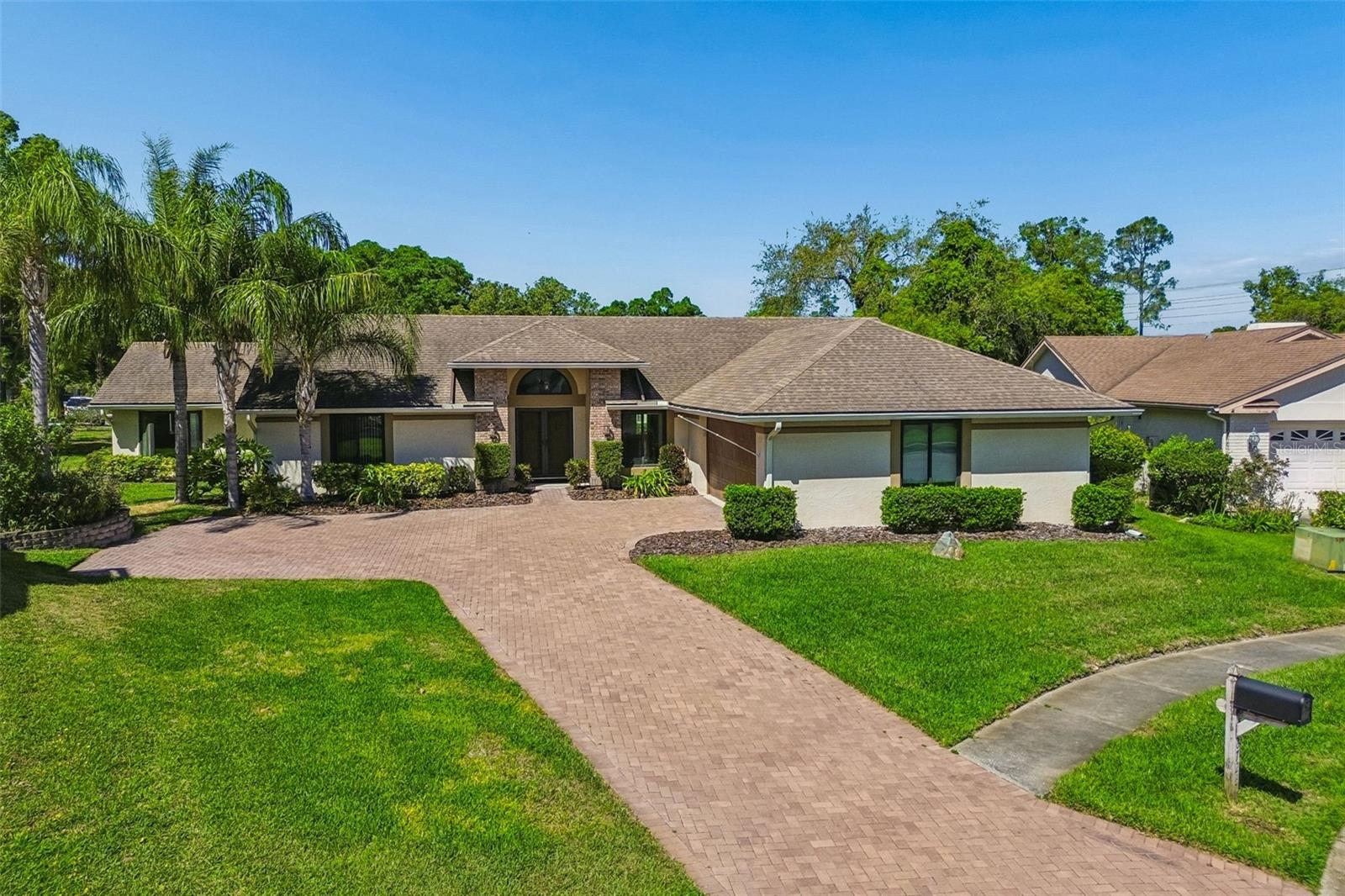 8723 Ashbury Drive home for sale in Berkley Woods