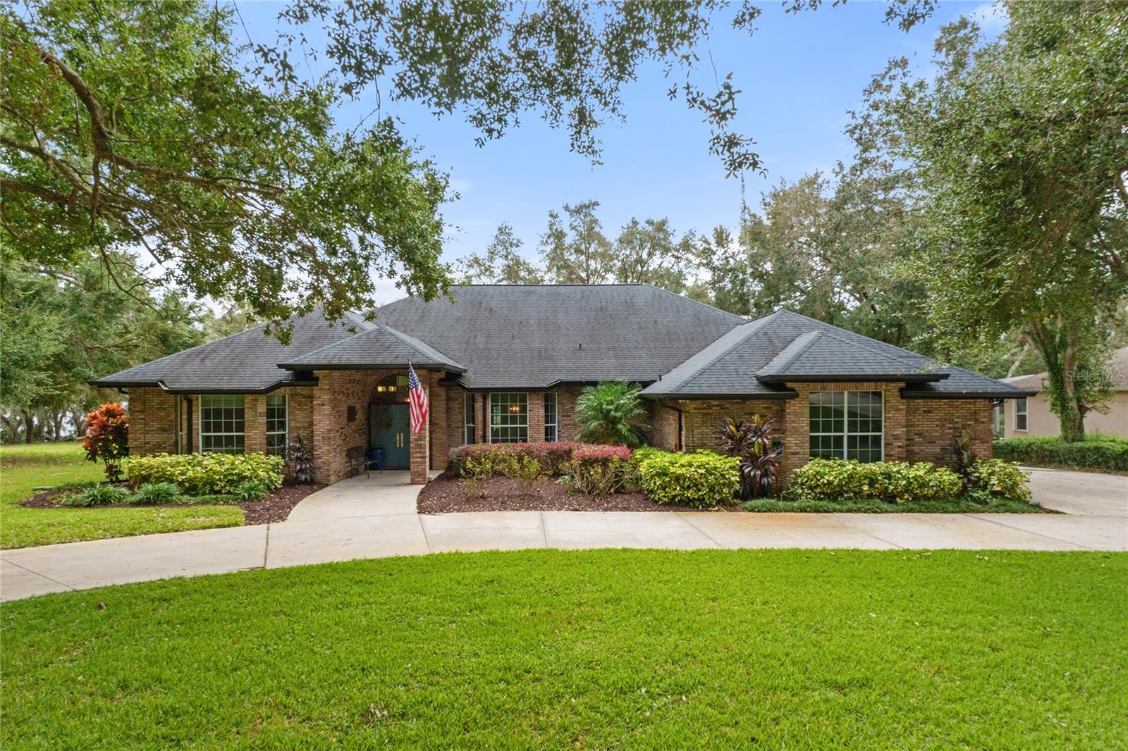 LAKE EMMA ESTATES in Groveland
