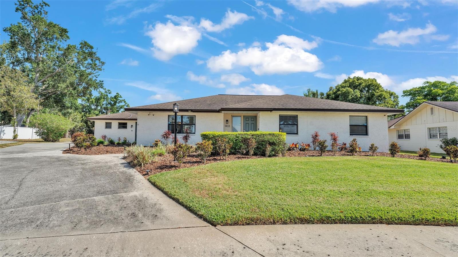 Lake Hollingsworth Estates in Lakeland