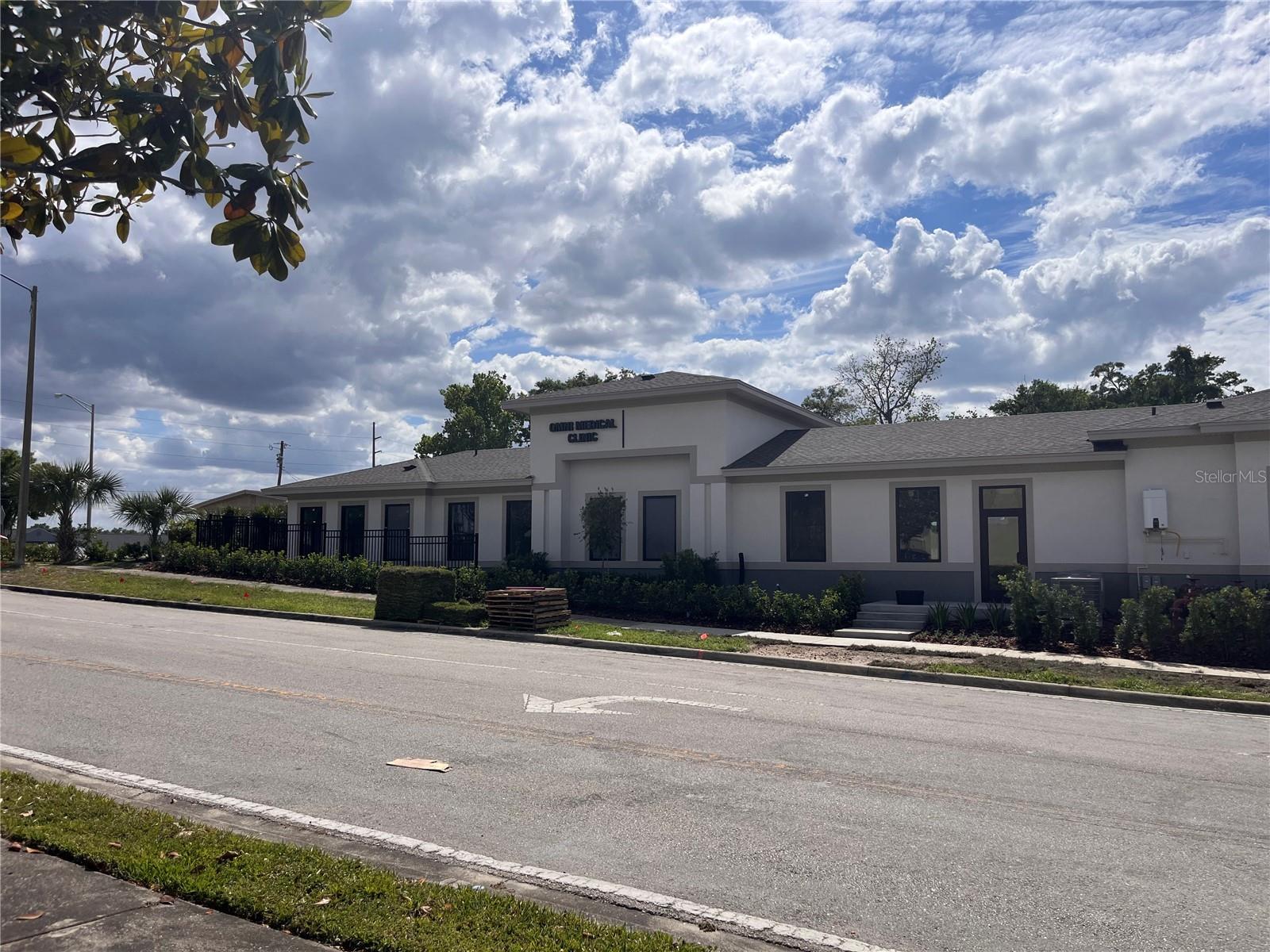 WEKIVA SQUARE