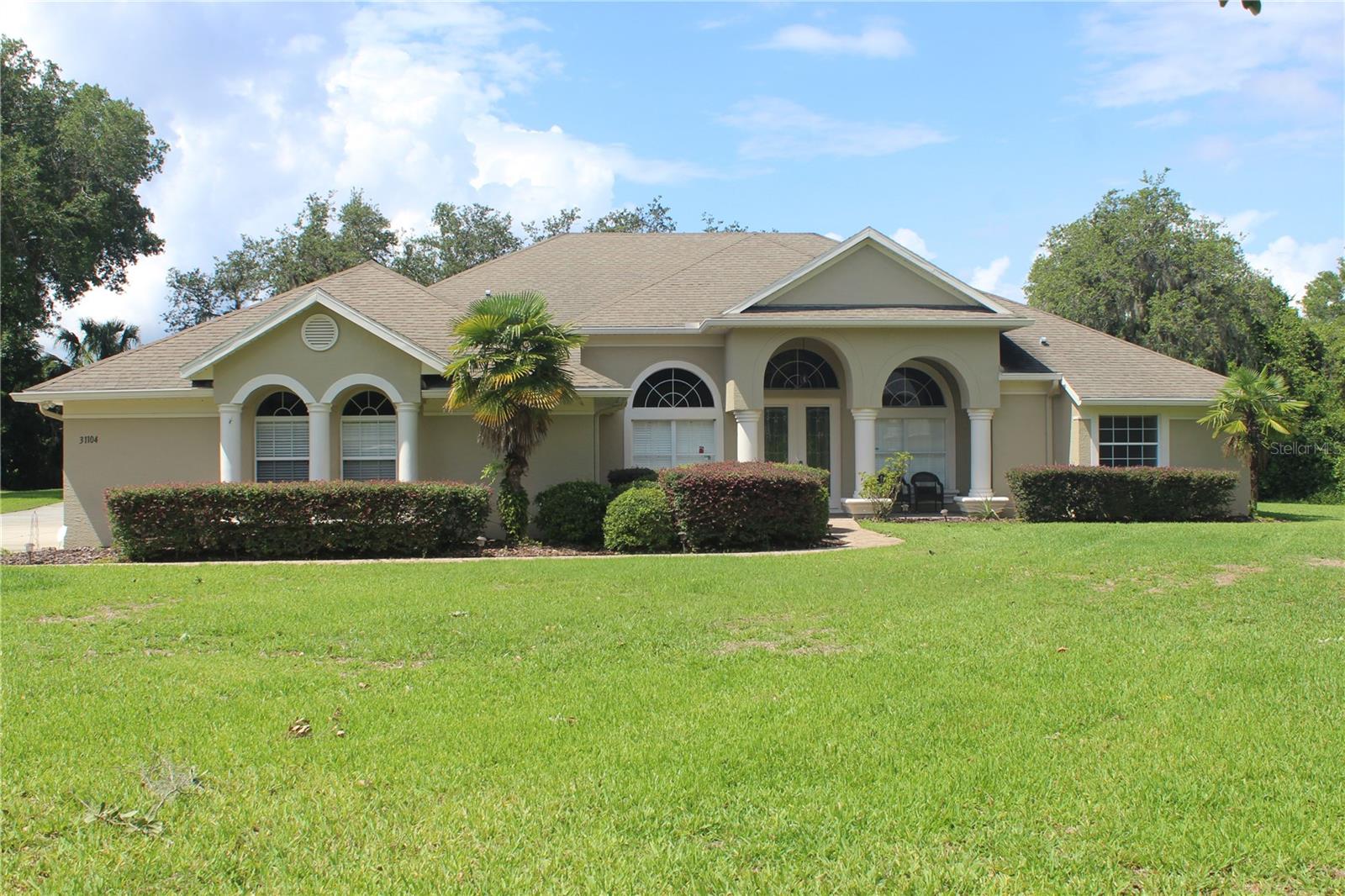 GRAND OAK ESTATES in Tavares