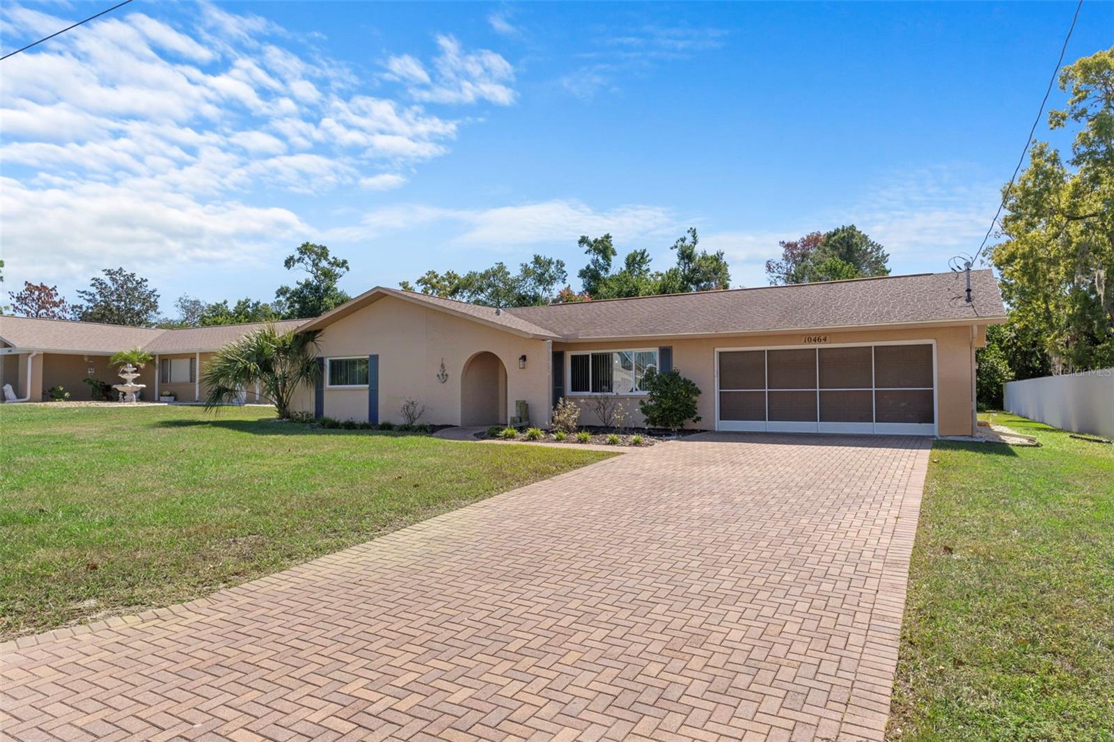 10464 Mayflower Road home for sale in Spring Hill