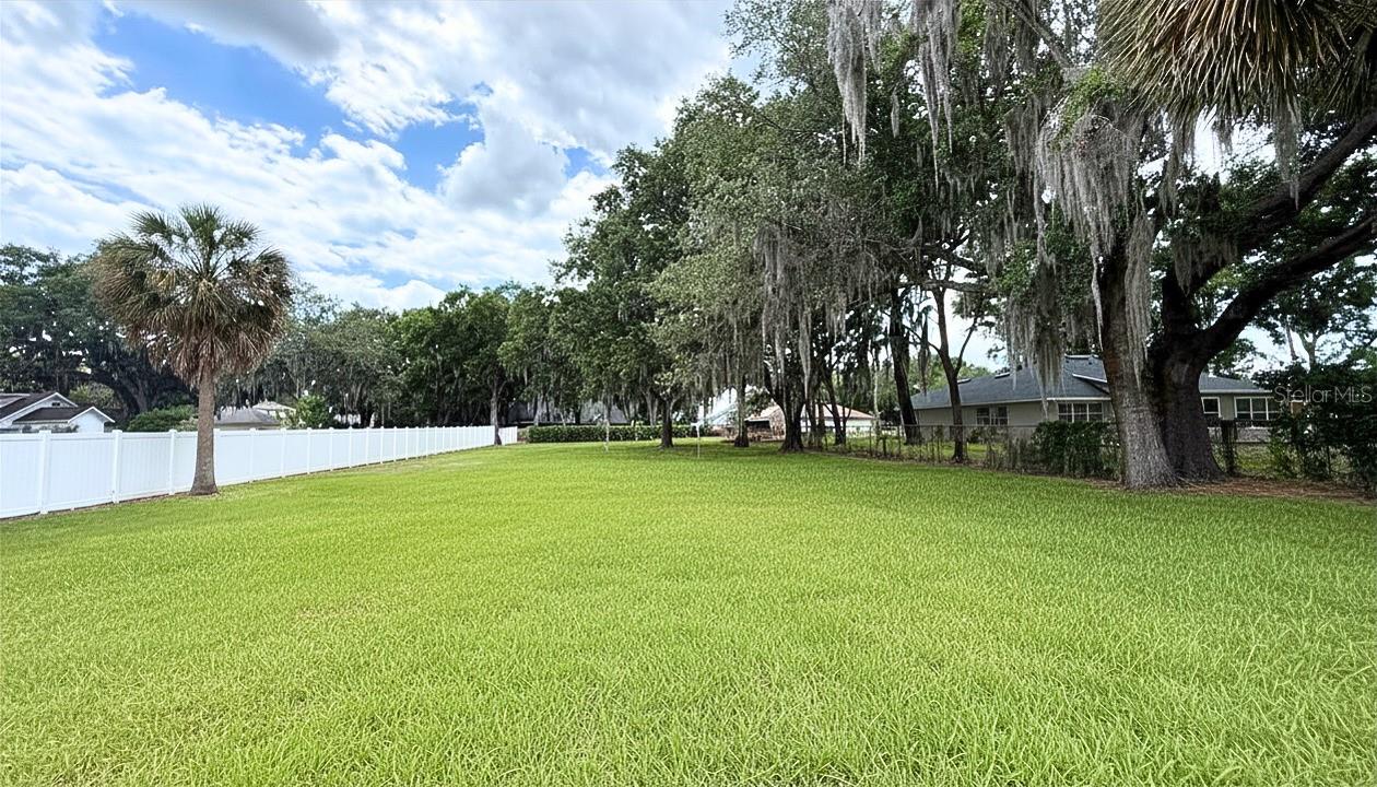 HILLCREST in Winter Garden