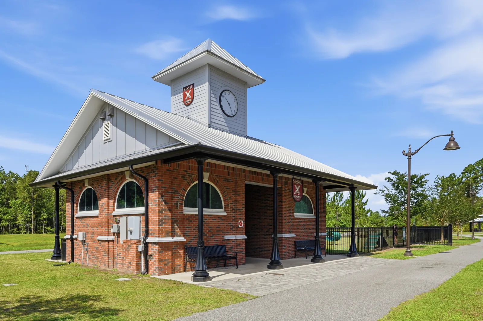 Nassau Crossing
