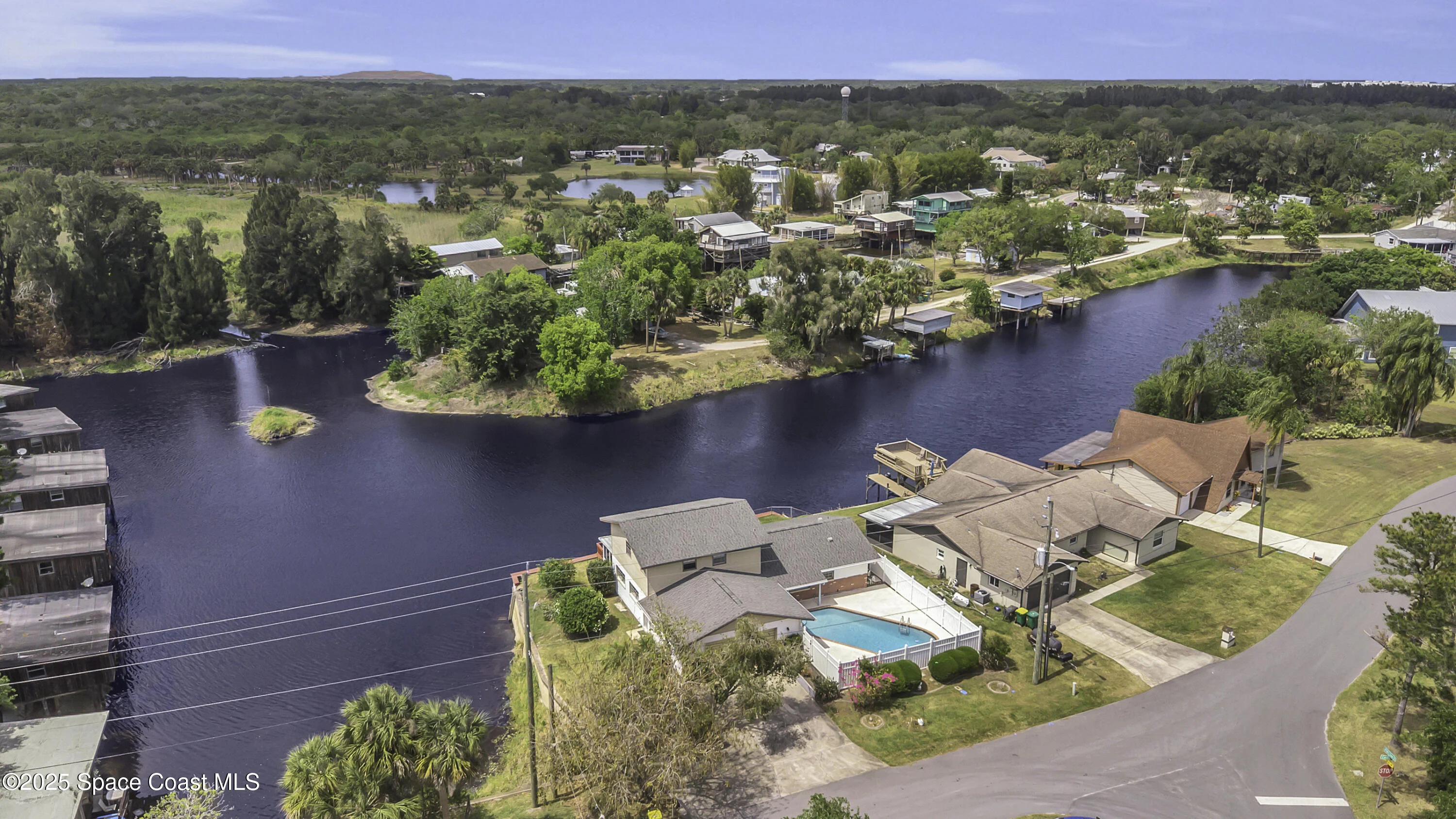 PoinsettShores