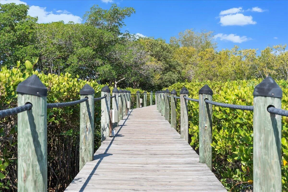 South Shores Riverside