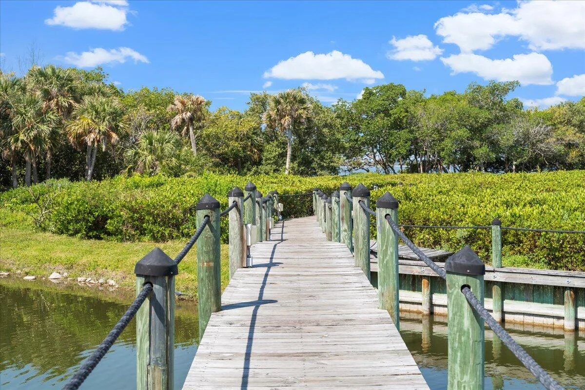 South Shores Riverside