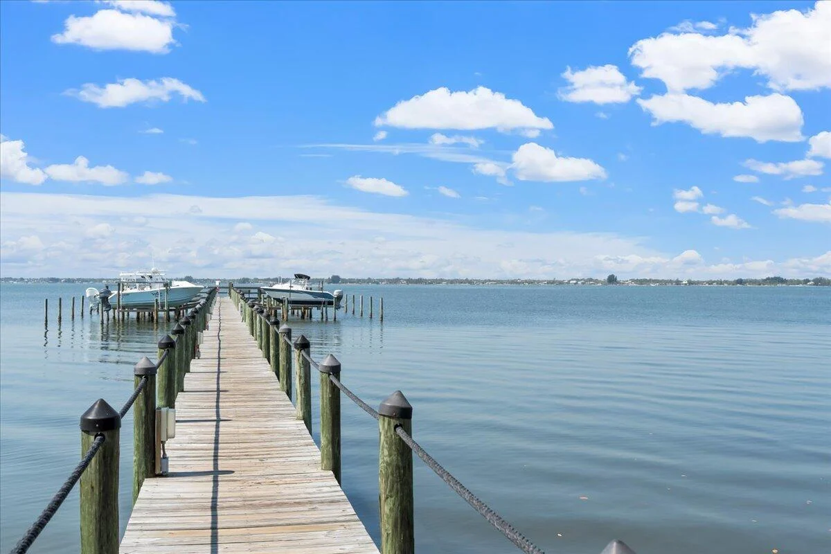 South Shores Riverside
