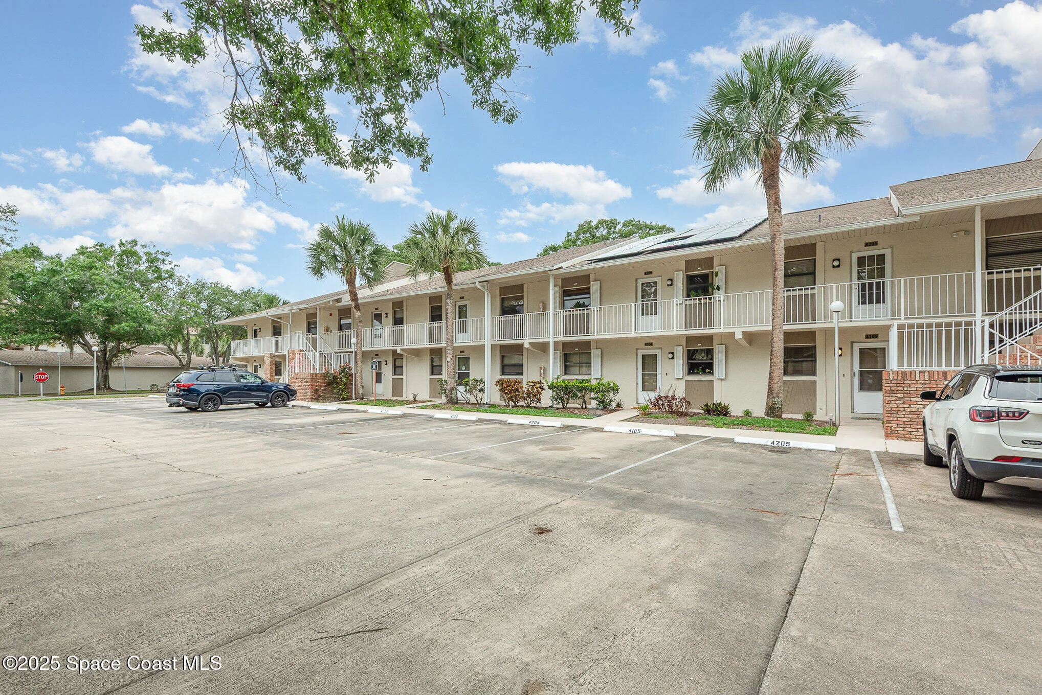 The Oaks at Rockledge Country Club