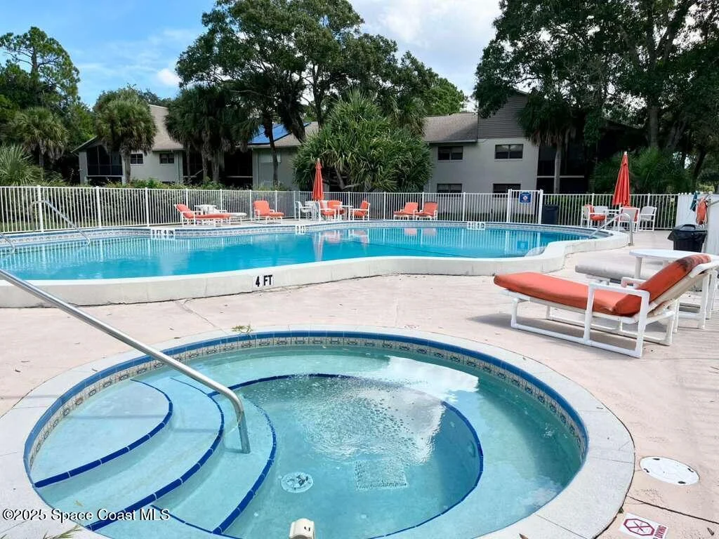 The Oaks at Rockledge Country Club