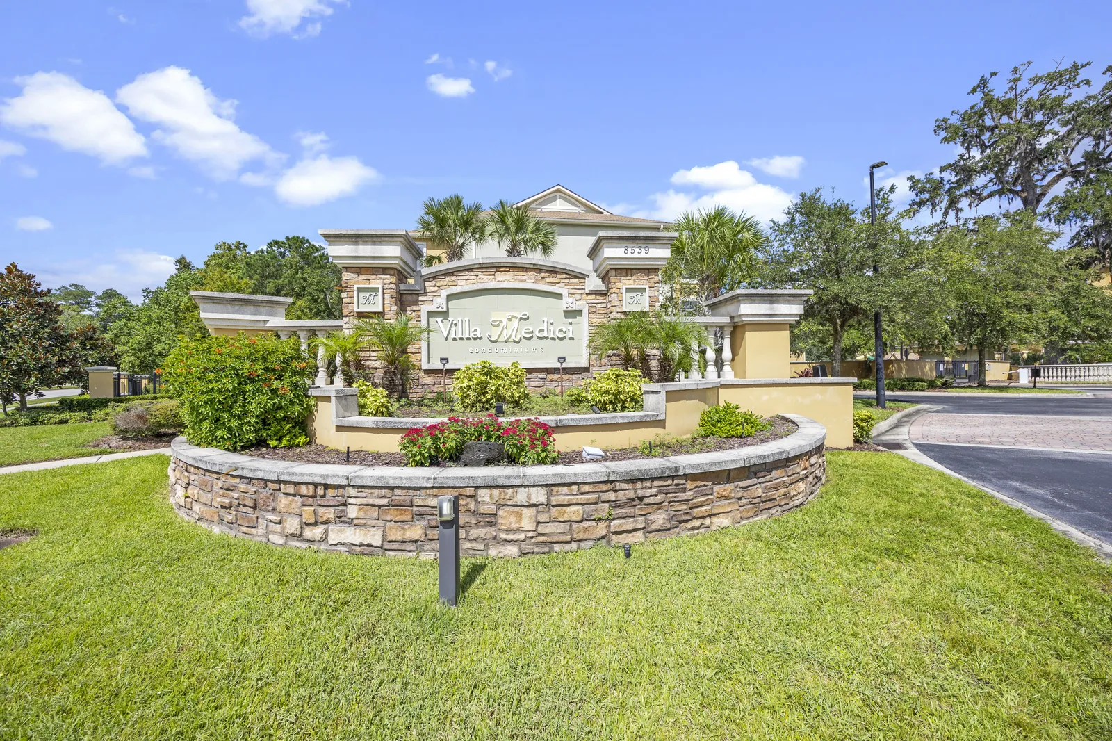 Villa Medici, Jacksonville, photo 1