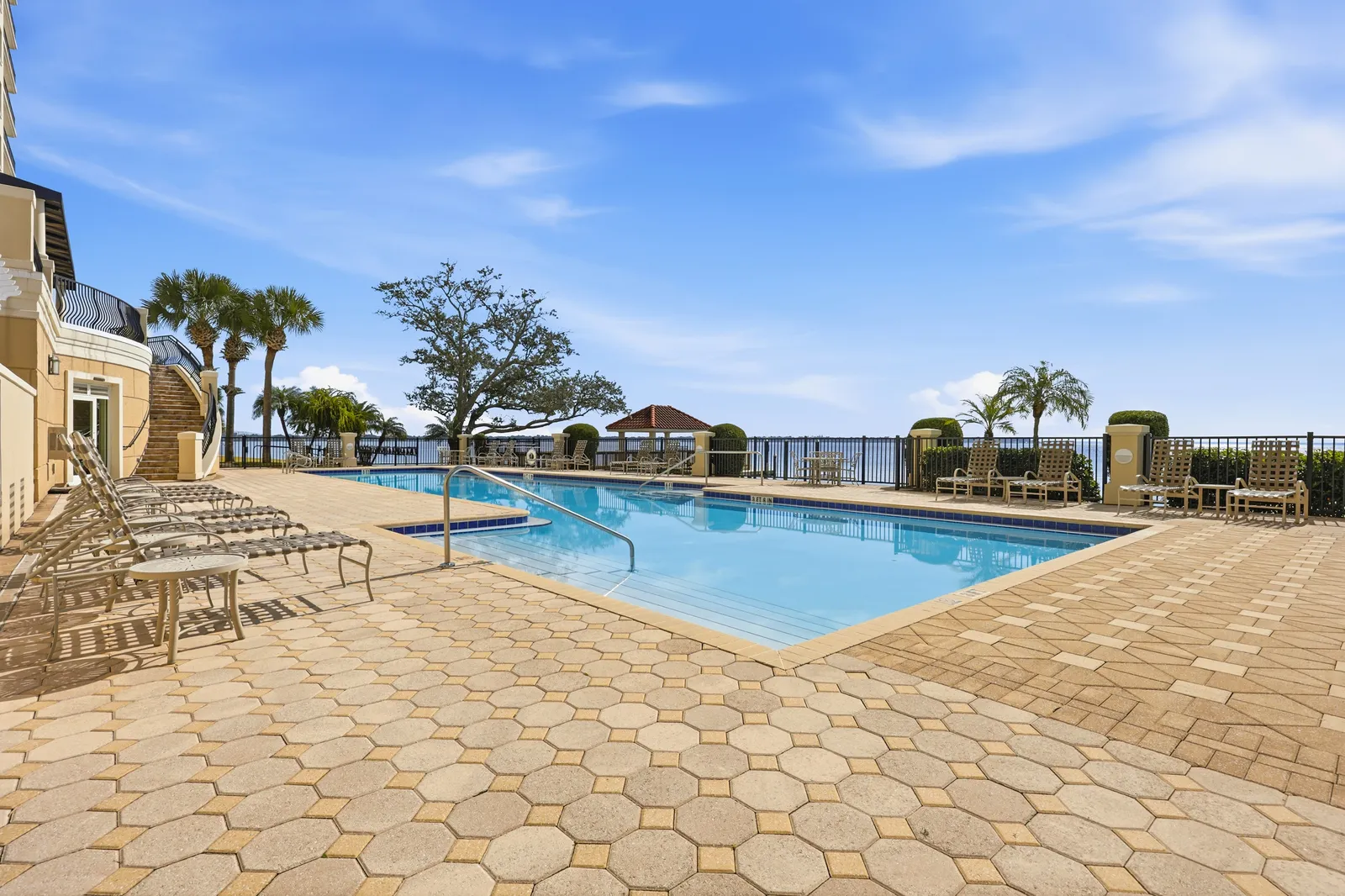 VillaRiva, Jacksonville, photo 9
