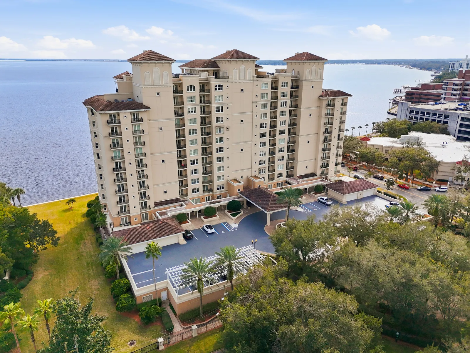 VillaRiva, Jacksonville, photo 11