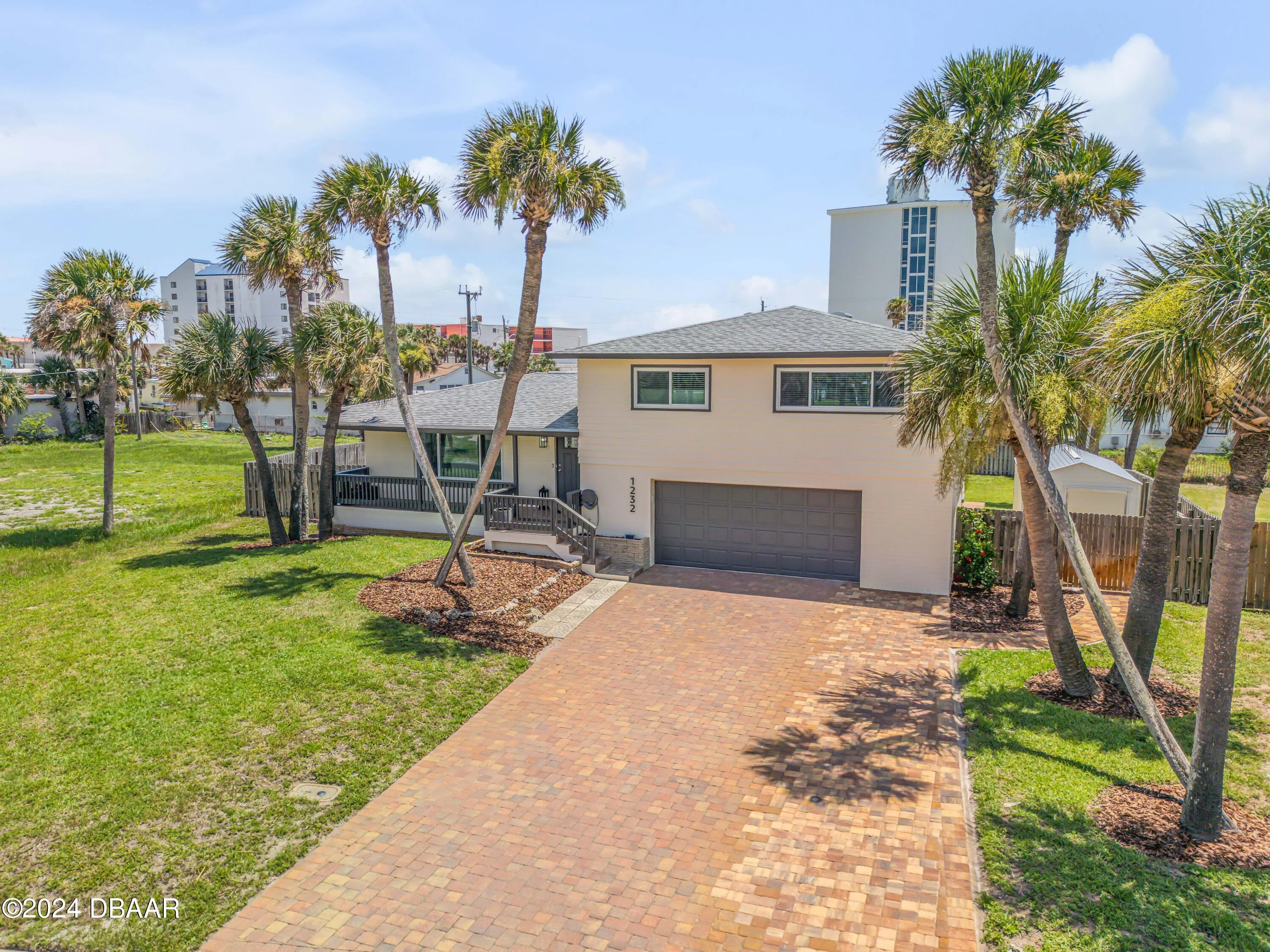 Whanorsham Homes for Sale in Daytona Beach, FL